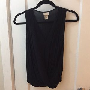 Black H&M V neck top